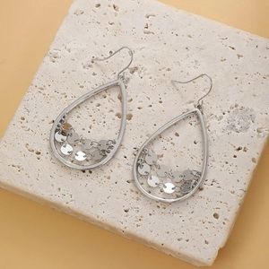 ⭐️ Awesome Large Metallic Water Drop Sequin Coin Boho Drop Earrings ⭐️